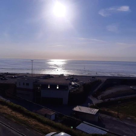 Appartement Face A La Mer Woignarue Екстериор снимка